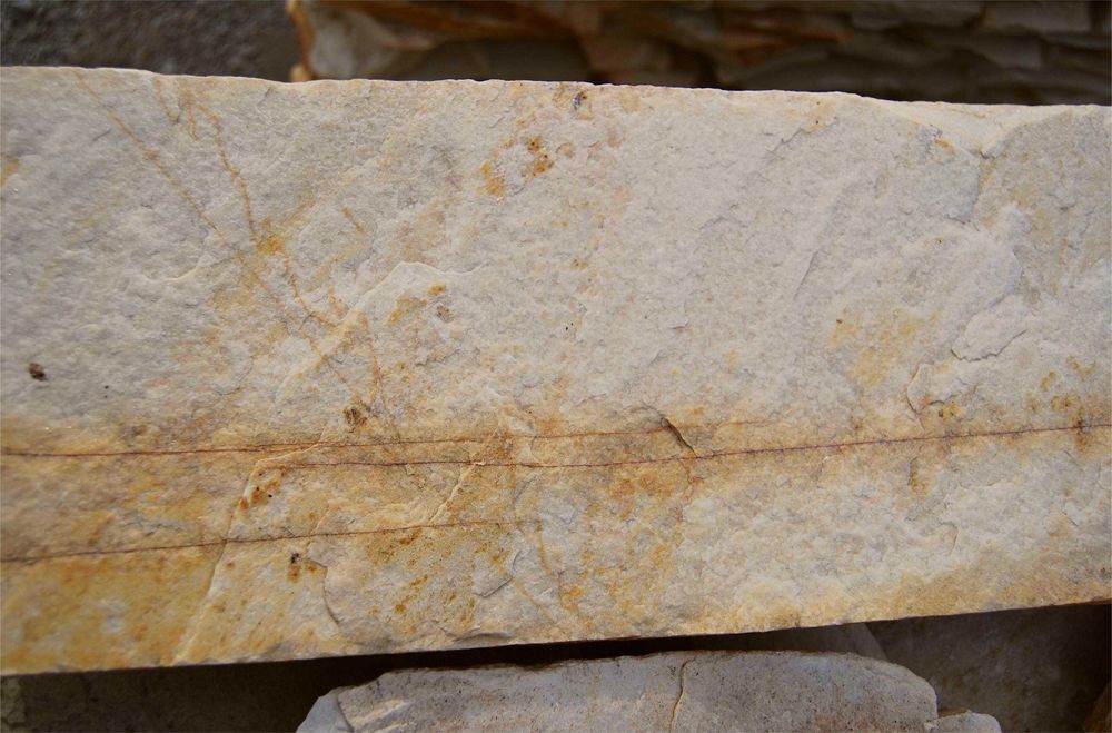 Kamień naturalny biały kremowy waniliowy