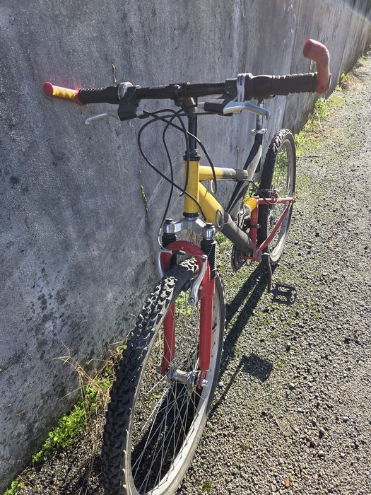 Bicleta "vintage" Btt  suspensão total anos 80 roda  26"