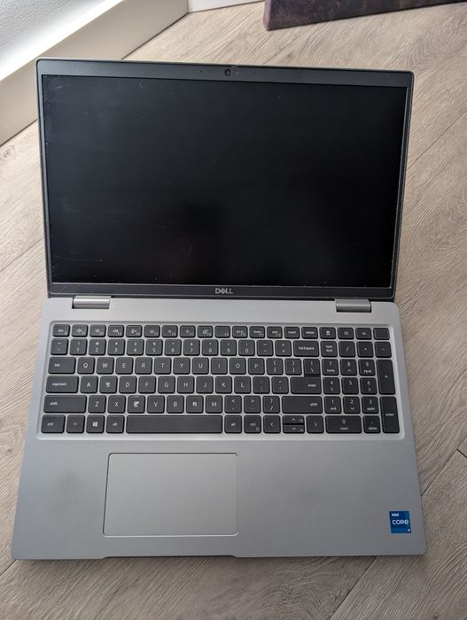 Ноутбук Dell Latitude 5520 i7-1185g7 iris XE 32gb Ram / 512 ssd Fullhd ips