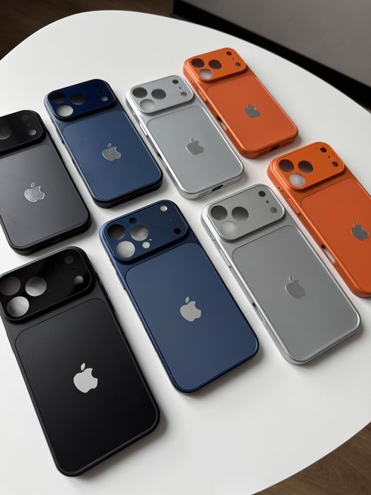 Чохол на iPhone в стилі 17 серії.