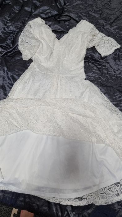 Suknia ślubna koronkowa