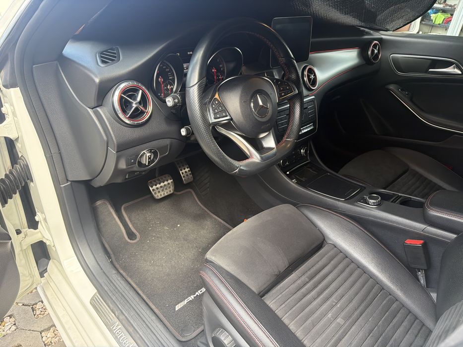 Mercedes benz cla 200cdi Amg!