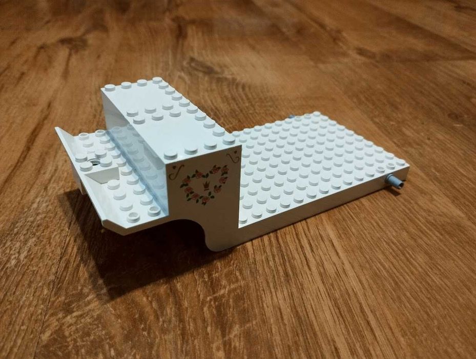 LEGO Belville 5827 - baza/podwozie karocy