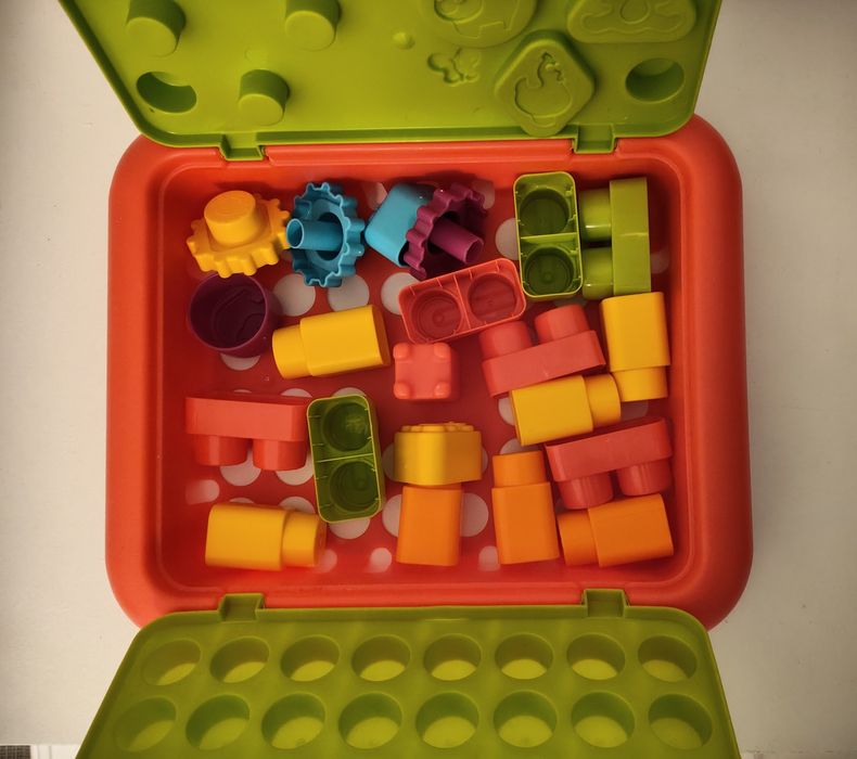 Mesa de atividades Moltó para bebés