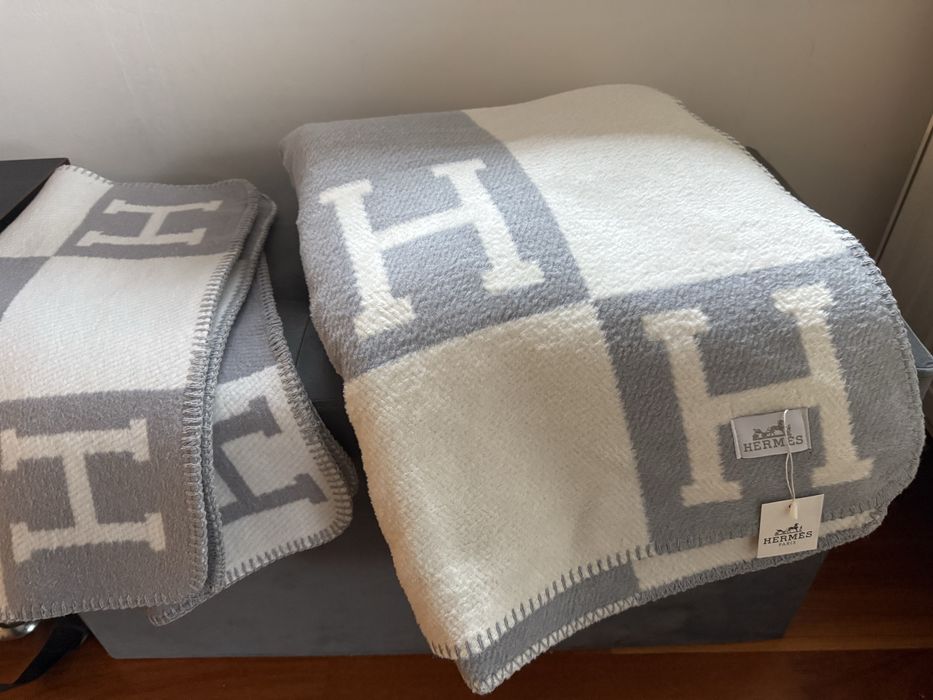 Komplet koc Hermes z poduszkami !
