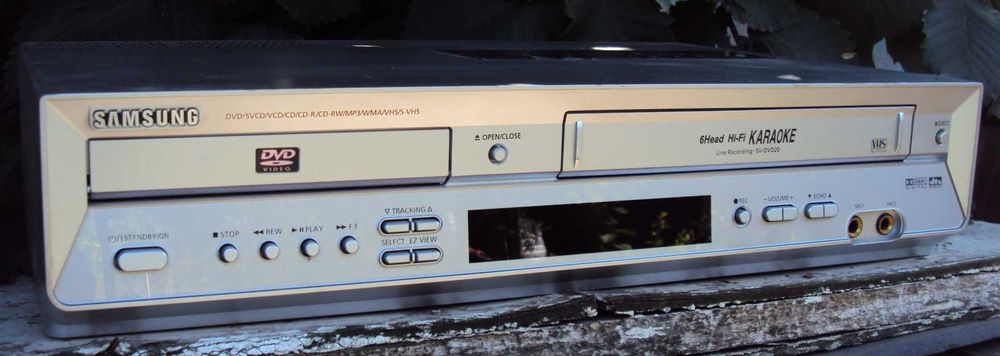 SAMSUNG stereo SV-DVD20 DVD-VHS hi-fi /дистанционка