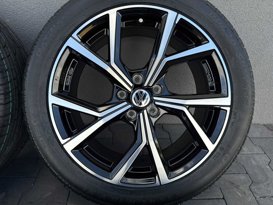 VW Passat B8 NOWE Koła letnie 235/45r18 Felgi Niemcy Opony NOWE