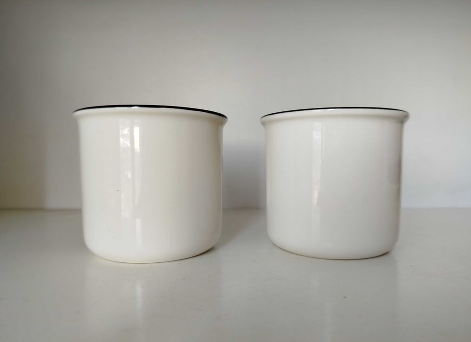 Чашка леди в белом