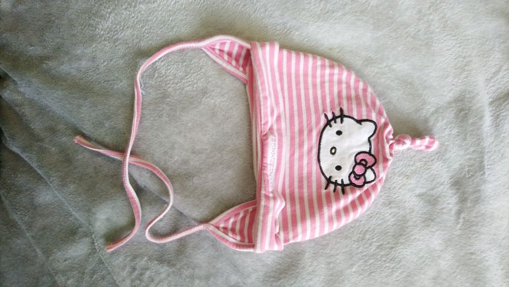 Czapka Hello Kitty różowa 19cm 6-9msc
