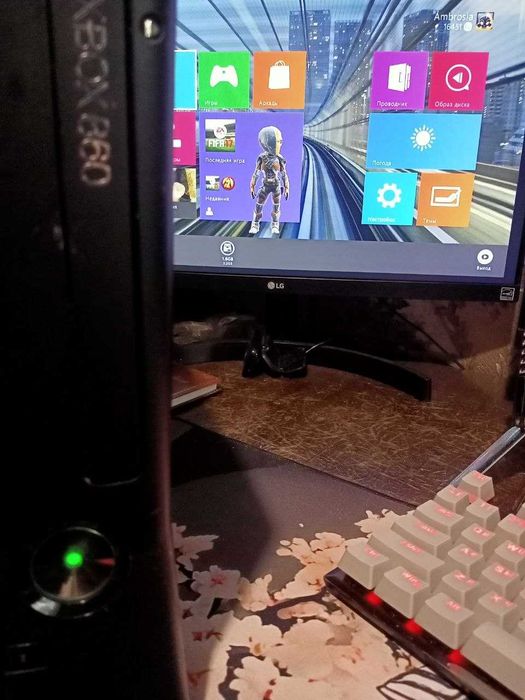 Ігрова приставка Xbox 360 Slim Freeboot  + 2 Геймпади + БЖ