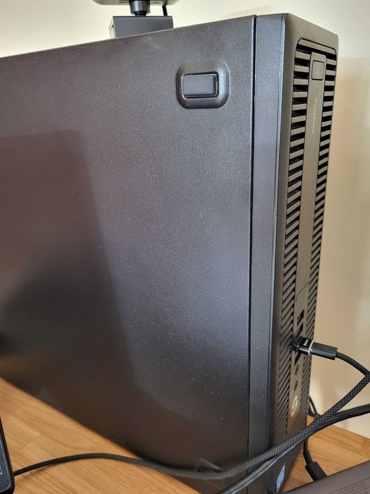 Komputer stacjonarny HP ProDesk 600 + 2 klawiatury GRATIS