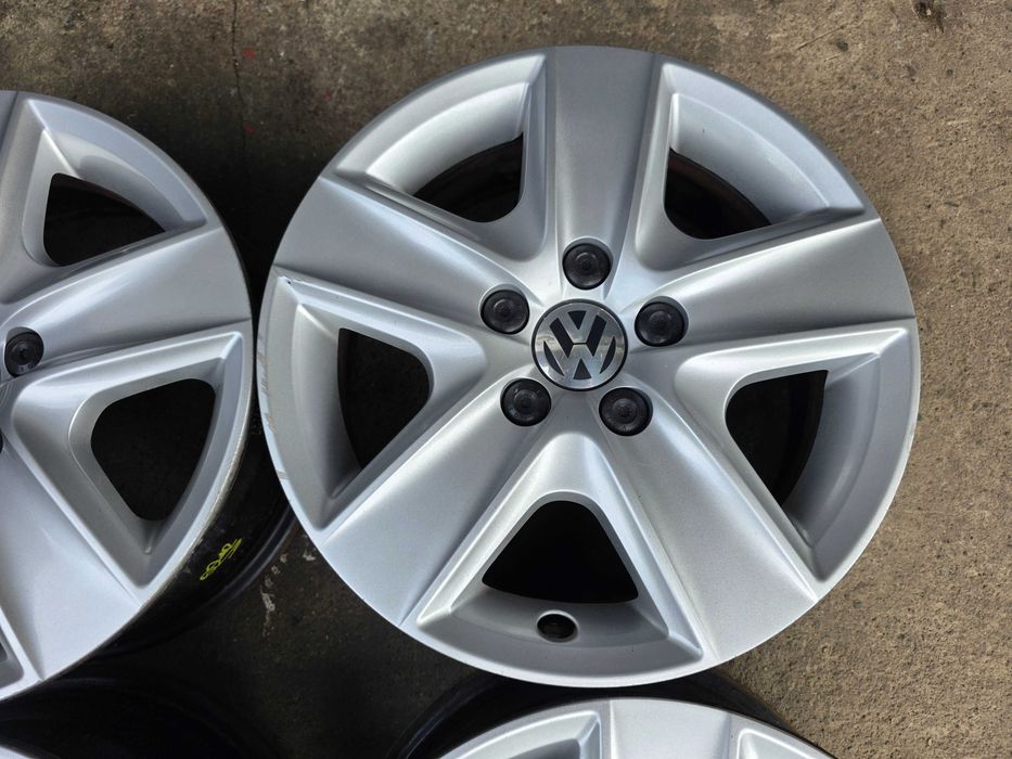 Oryginalne felgi stalowe strukturalne VOLKSWAGEN GOLF TOURAN 16" 5x112 ET 50 VW
