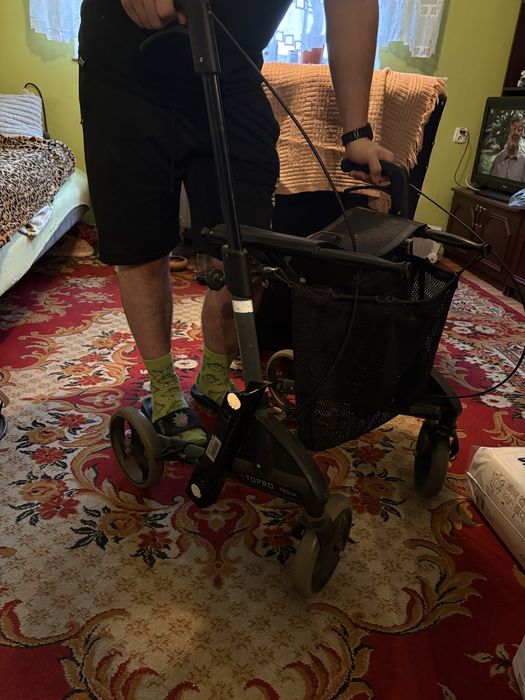 chodziki dla seniorów