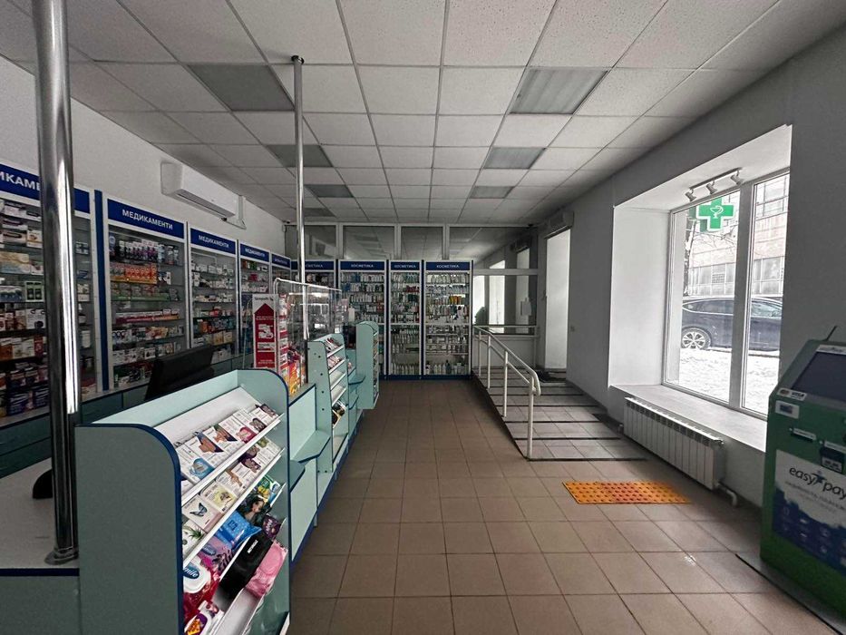 Аренда под аптеку, магазин, на ул. Князей Острожских, 15 г. Киев.