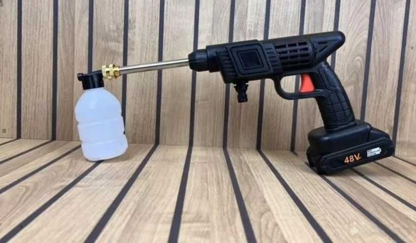 Акумуляторна  мийка пістолет високого тиску автомобільна 2  акб