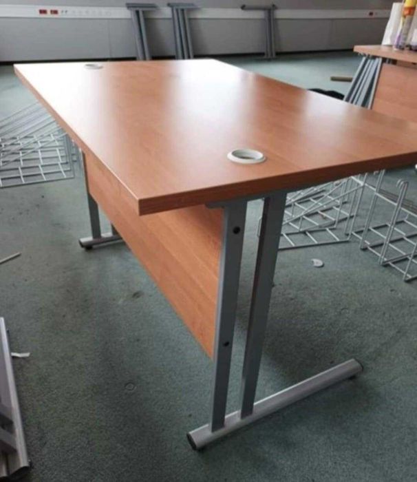 Biurko z metalowym korpusem 120x80