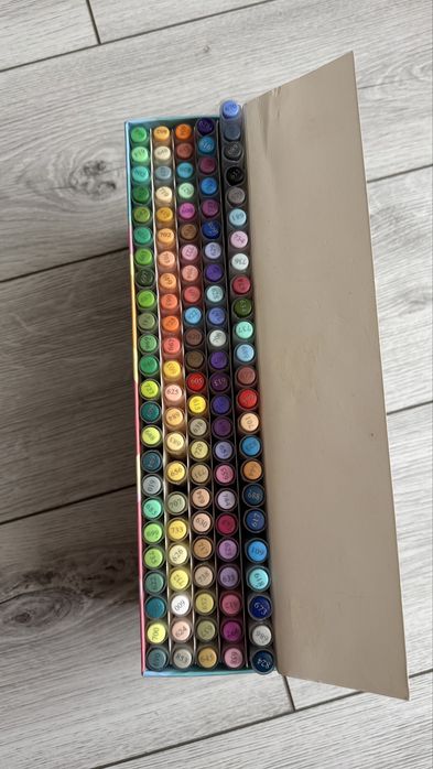 ACRYLIC фломастери