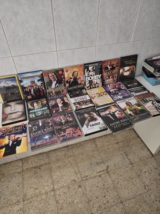 Lote de dvds e cds