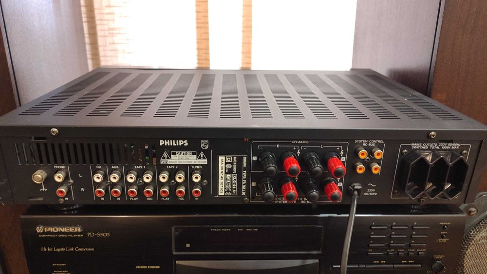 Усилитель Philips FA-761 Звук !