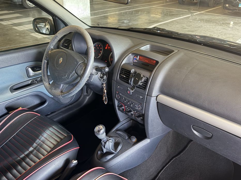Renault Clio 1.2 16V SE Storia