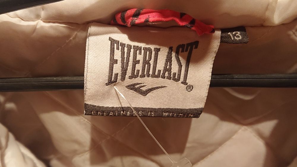 Kurtka dziewczeca firmy Everlast. Wiek 13 lat. Jak nowa.