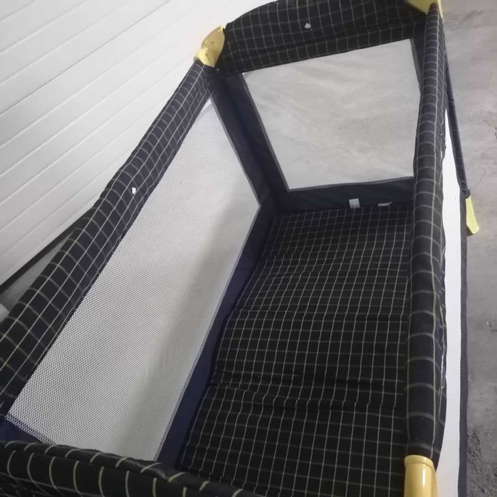 Cama de viagem / parque Chicco