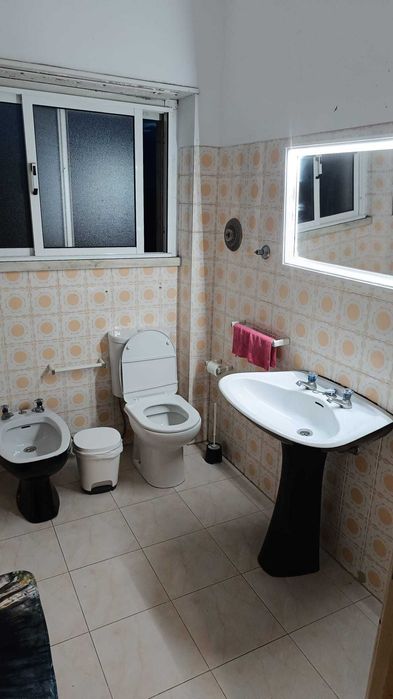 Quarto Para Arrendar na Rua Vasco da Gama, 11 - Algueirão Mem Martins