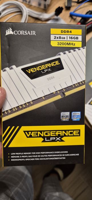 Corsair Vengeance LPX 320064751082319234121