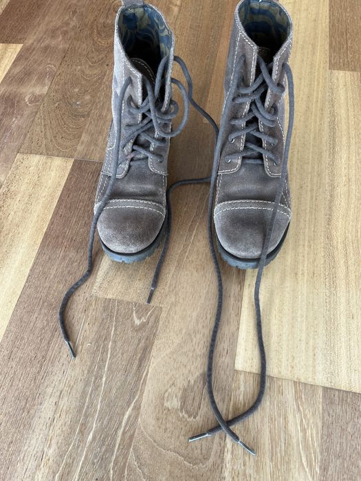 Botas castanhas Fly
