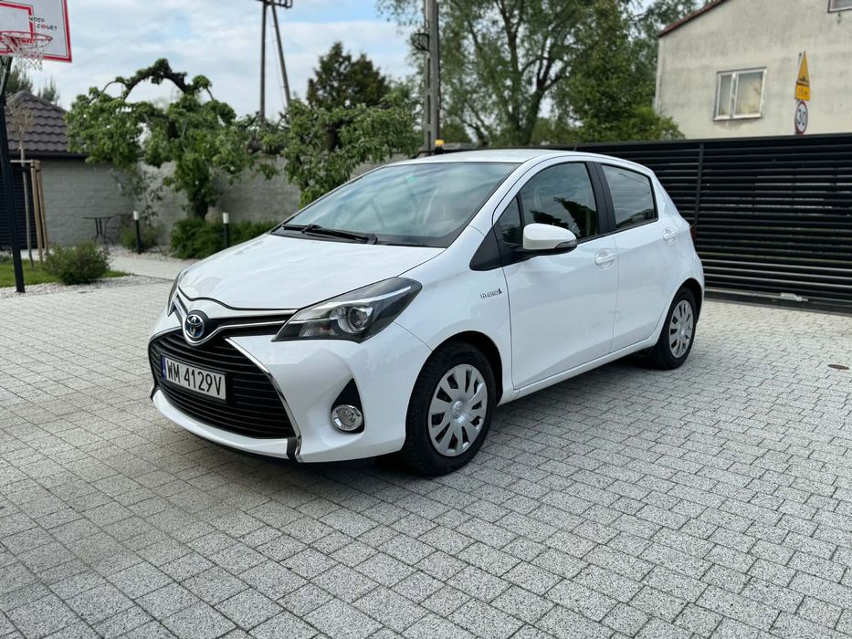 Toyota Yaris Yaris III Lift, 78000km Sevisowana HYBRID, Automat Nowe Opony