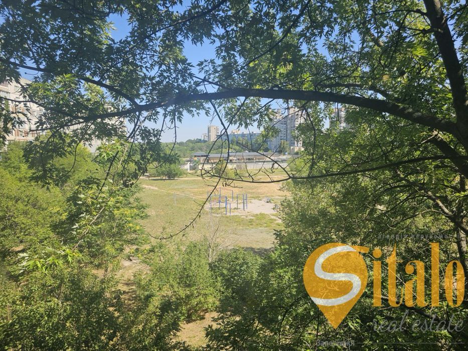 Продаж 3- кімнатної квартири у Хортицькому районі