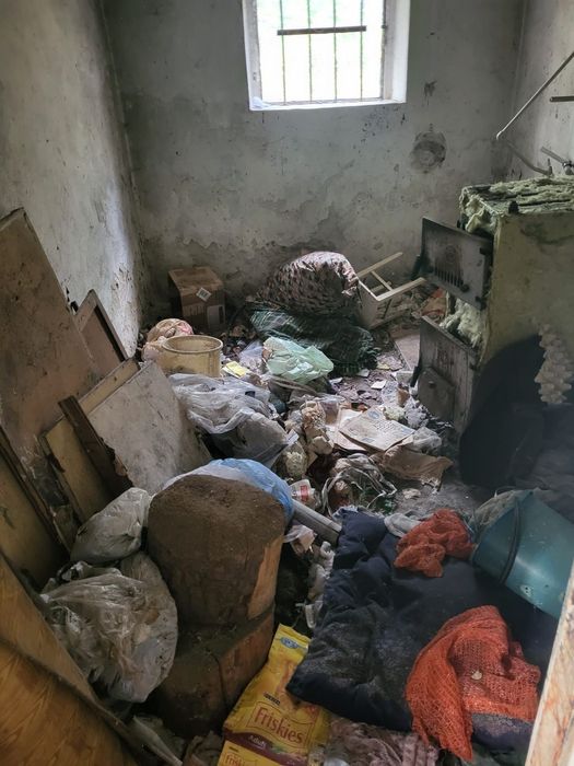 Opróżnianie piwnic, domów, mieszkań, strychów, garaży