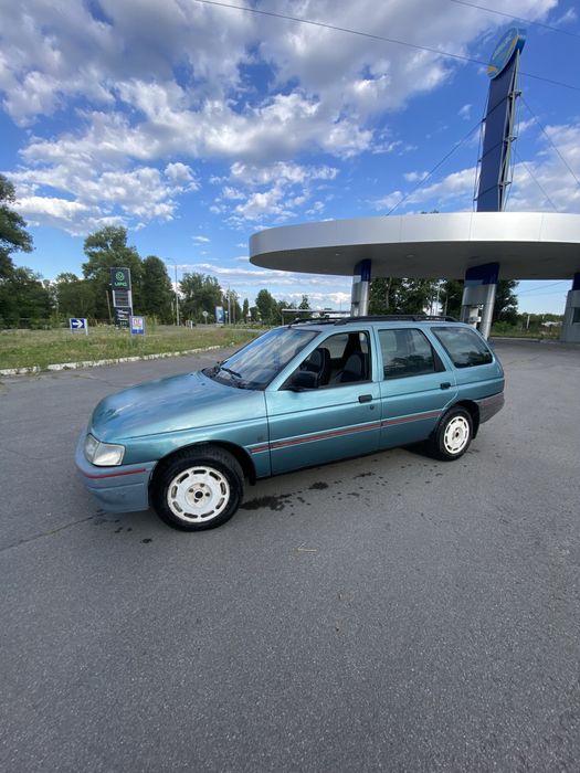 Продам Ford Escort