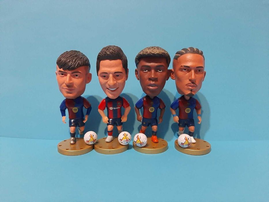 Іграшкові фігурки футболістів. Барселона (Іспанія)