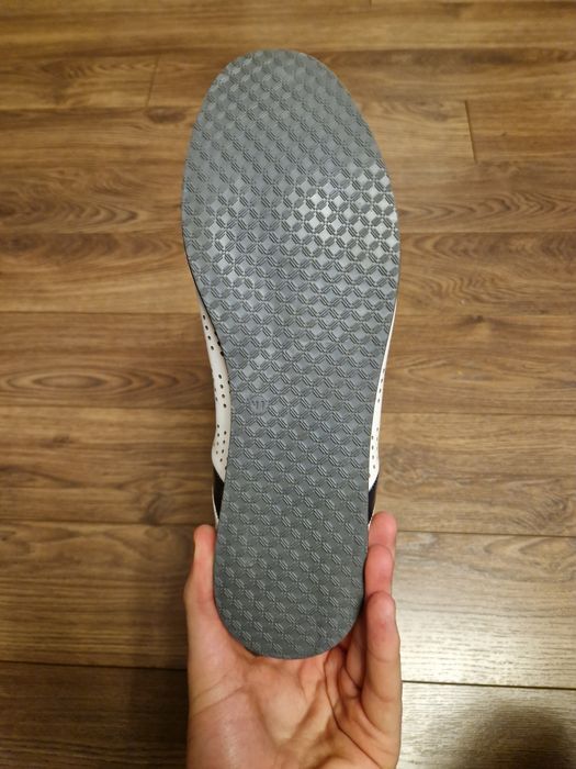 Продам туфли кожаные