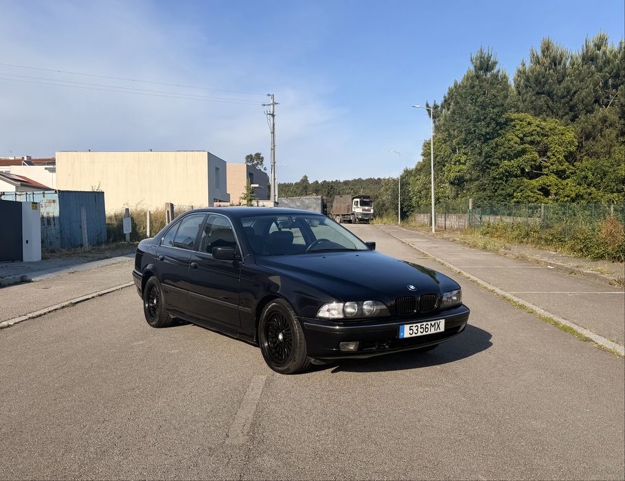 BMW E39 523 i 170 cv