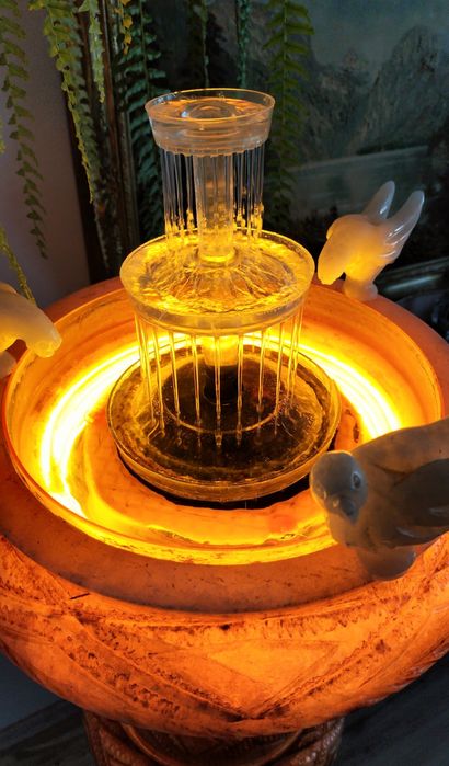 Fontanna, lampa, poidło dla ptaków alabaster