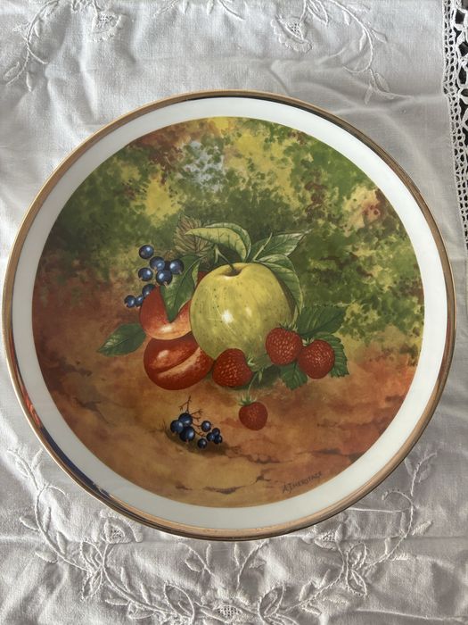2 Antique Porcelain Plates431358732581611523