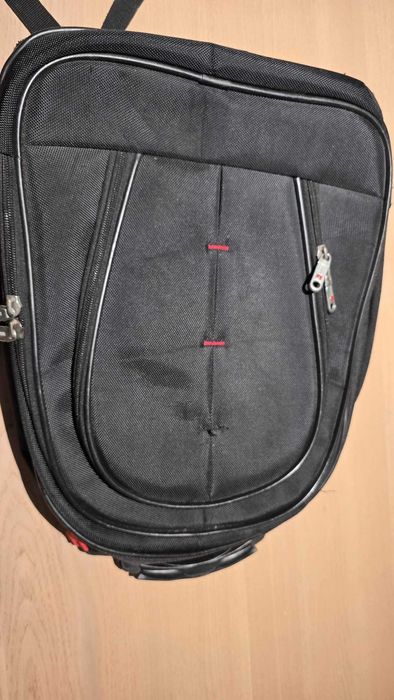 Plecak szkolny lub na laptop czarny solidy