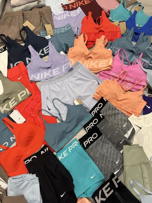 Оригінальний спортивний одяг, топ nike, лосини, шорти nike pro, swift