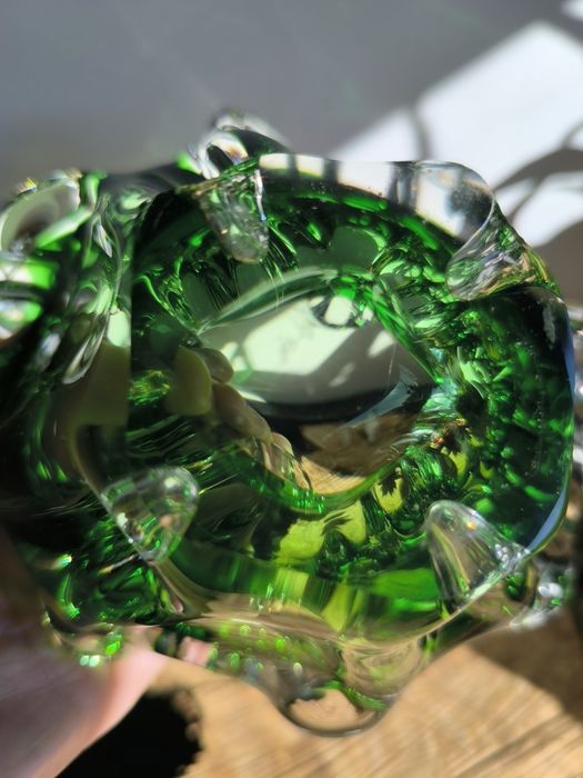 Cinzeiro verde em cristal Murano