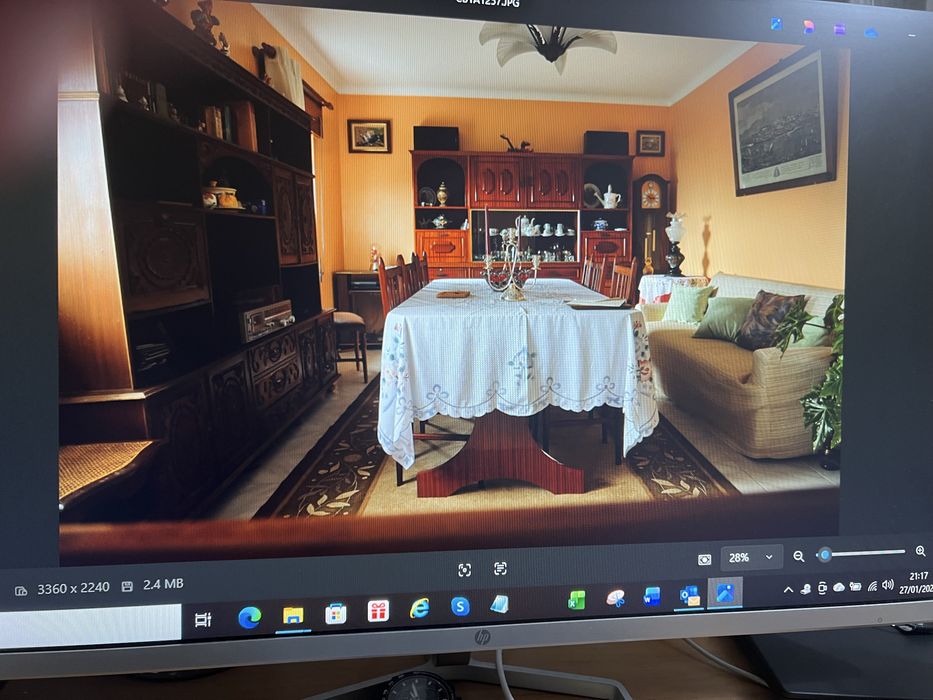 Pequena quinta para venda. Mais informacoes por contacto