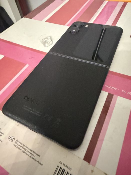 Oppo flip n2 stan bardzo dobry