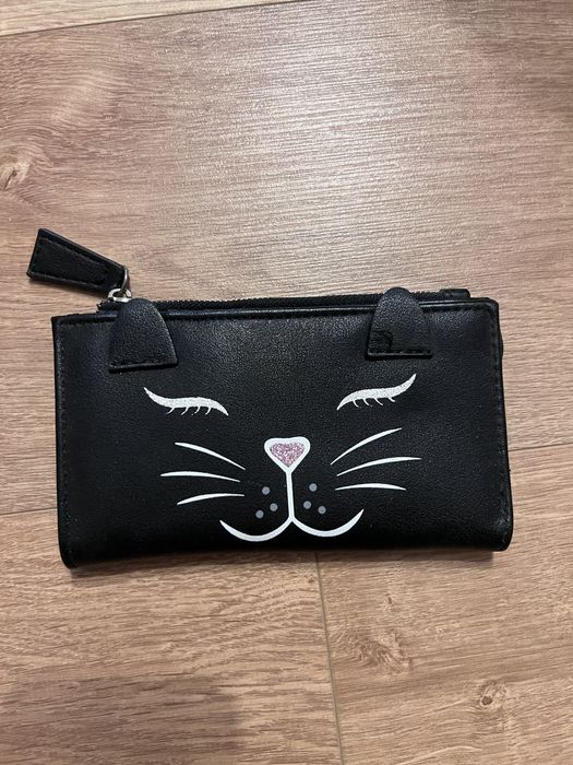 carteira nova.64586349910403120