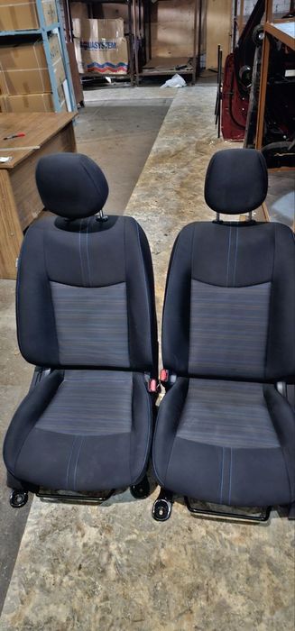 Салон з підігрівом на Nissan Leaf 2 ze1 2018