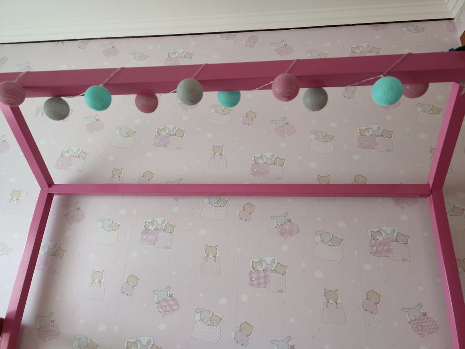 Cama feita à mão, personalizada