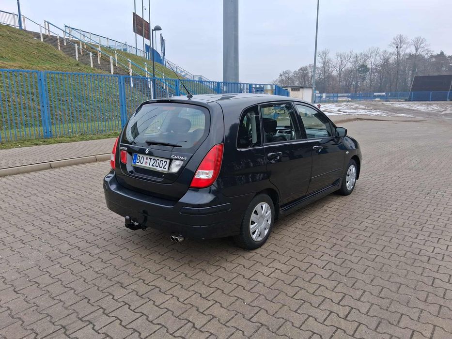 Suzuki Liana