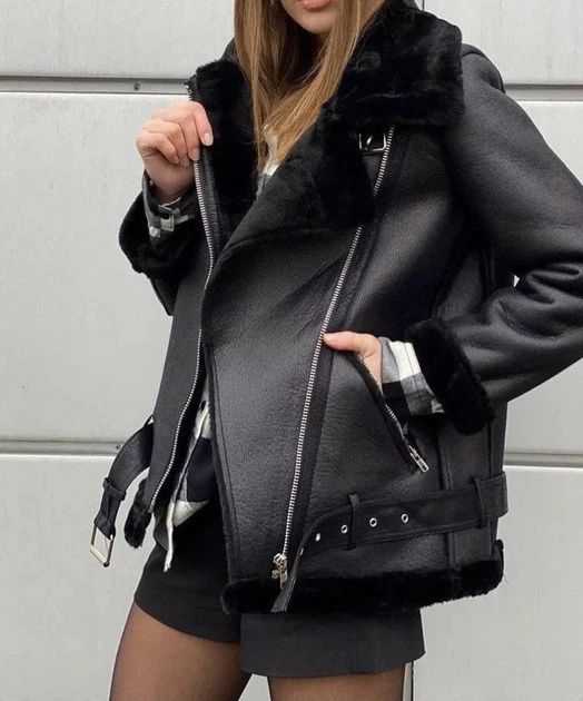 Дублянка чорна вдягнута декілька разів в точності як на фото розмір М