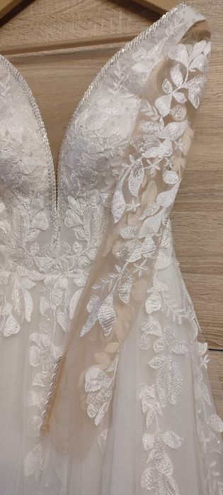 Suknia ślubna rozmiar m/l na wzrost 180+obcas