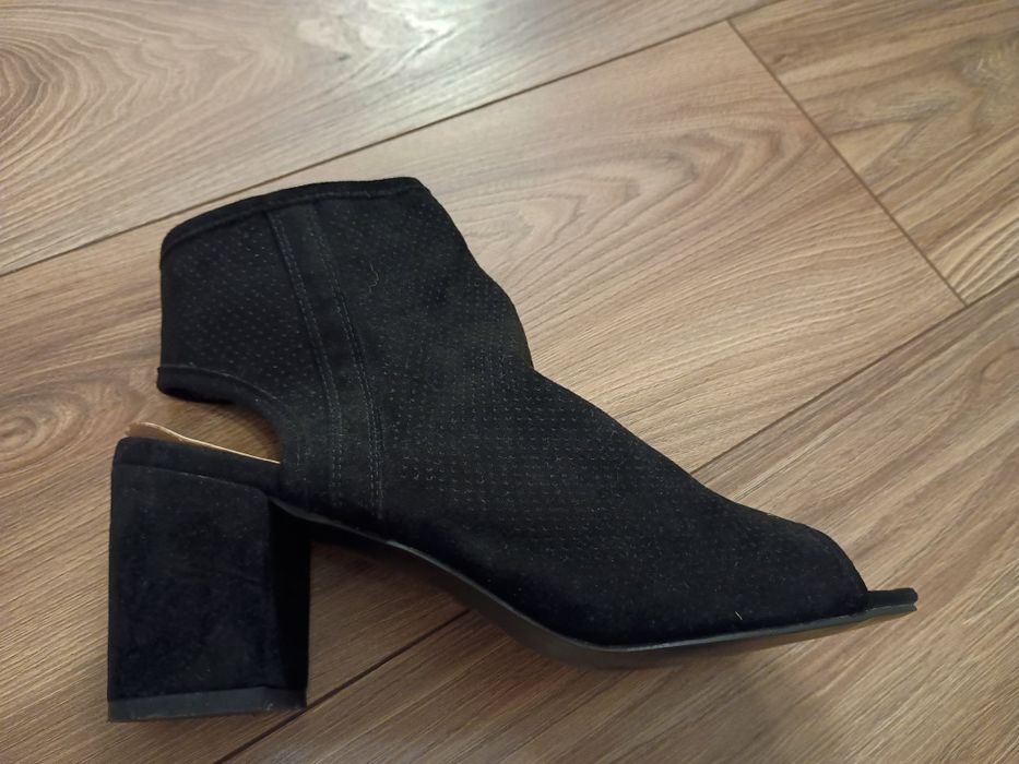 Buty r 41 .stan dmbardzi dobry